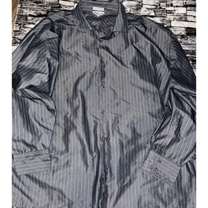 Pavo By Lastrada Gray Pinstripe Button Up Shirt